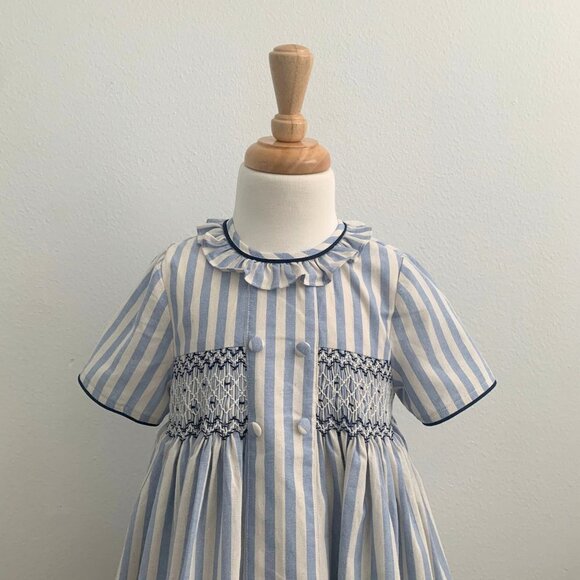 NWT Beautiful Girls Smocked Dress Spanish Style Embroidered Princess Boutique 2T - Picture 6 of 13